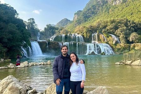 Cao Bang: Loop Tour 3 Days 2 Nights with Local Guide