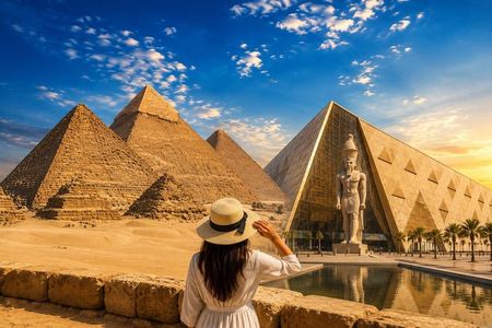 Private Guided Tour of the Pyramids & Grand Egyptian Museum