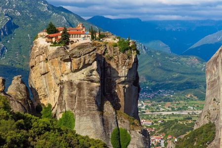 From Volos Cruise Port, Private Full Day Tour to Meteora