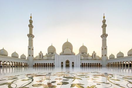 Abu Dhabi Premium Guided City Tour with Lunch Included
