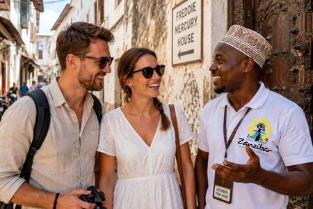 Stonetown Historical Walking Tour & Traditional Lunch