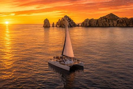 Los Cabos Sunset Cruise with Landmark Views and Guide