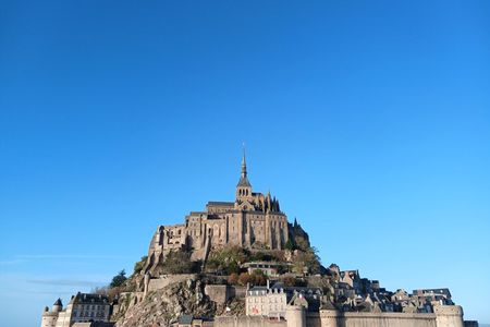 Guided tour of the village of the Mont-Saint-Michel