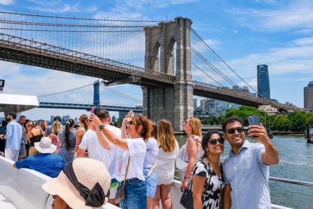 80-Minute NYC Must-See Essentials Cruise