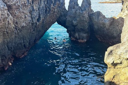 Tour to Masca and Los Gigantes with Natural Pools and Picnic