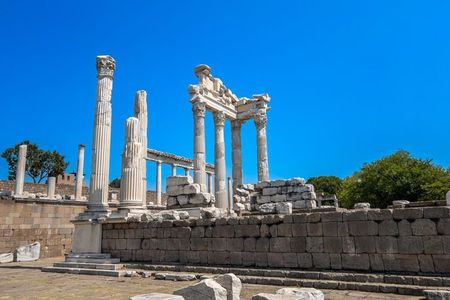 Pergamon Tour