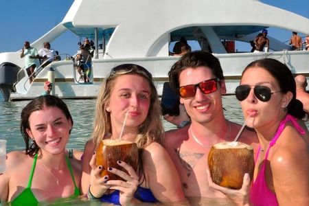 Catamaran Yacht Party Boat Puerto Plata Snorkeling and Open Bar