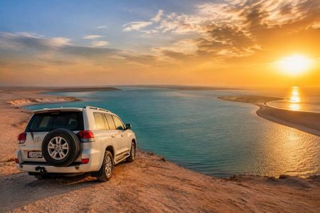 Doha: Sunrise Desert Safari With Dune Bashing & Sand Boarding