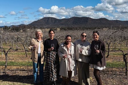 Luxury Hunter Valley Tour | Small Grp, Gin, & Lunch Stop | Sydney