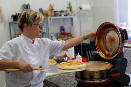 Pizza course in Catania with Show Cooking Cannolo