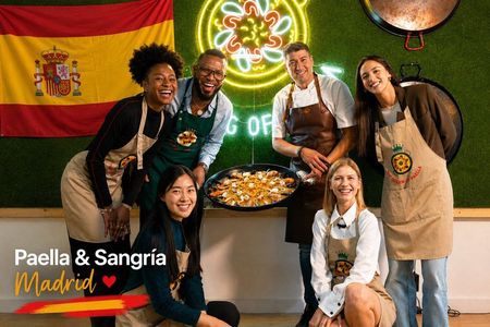 Madrid: Paella & Sangria Classes- Seafood, Chicken & Vegan option