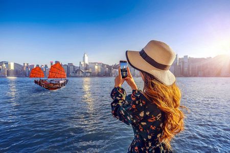 Hong Kong Walking Tour with Audio Guide on your Smartphone