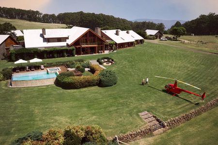 Helicopter Tour - Spicers Peak Lodge