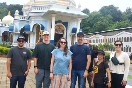 Old Goa Churches, Temples & Spice Plantation With "Goan" Lunch