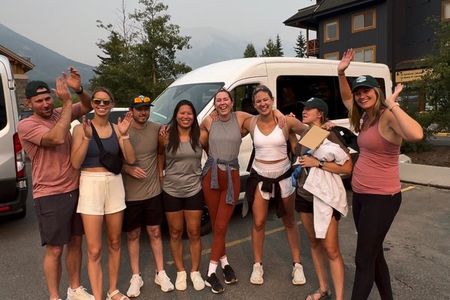 Moraine Lake Louise & Icefields Parkway Small Group Tour-12 spots