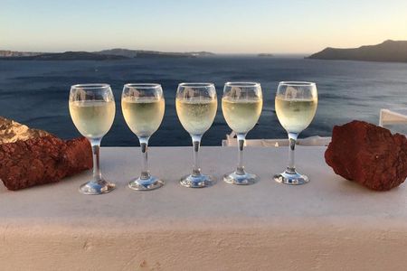 Santorini Cruise‑Friendly Wine Tasting with Caldera Views