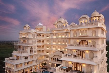 5-Day Luxury Golden Triangle Tour with Taj Hotels & Taj Sunrise