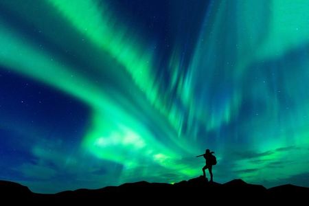 Luxury Northern Lights Hunt Private Tour with Photos and Treats