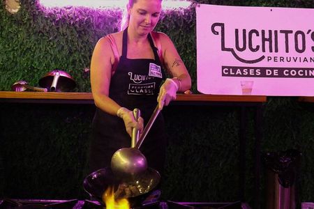 Lima: Lomo Saltado & Pisco Sour Cooking Class with Local Chef