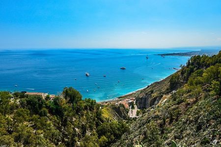 Taormina, Savoca and Castelmola small group tour with lunch