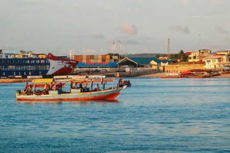 10 Day Serengeti Safari, Ngorongoro and Zanzibar Beach