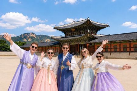 All inclusive Seoul Highlight Tour optional Hanbok Rental