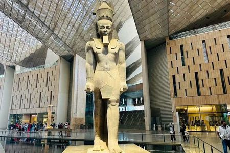 Private Cairo Day Trip from Hurghada: Pyramids & Grand Museum