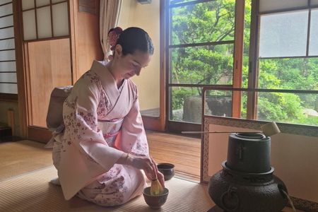 Experience Authentic Tea Ceremony in Kyoto