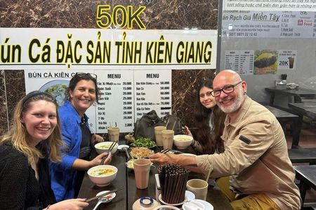 Saigon Motorbike Food Tour with 10 Tasting