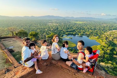 3 Day Sigiriya, Dambulla and Kandy Discovery Tour from Negombo