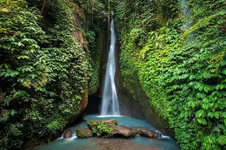 Most Beautiful Waterfall: Leke Leke & Banyumala