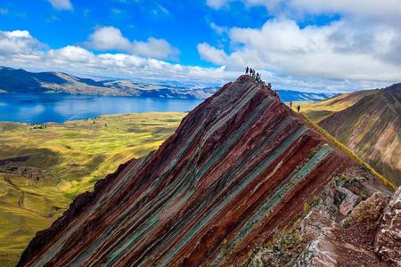 Pallay Punchu Rainbow Mountain Full-Day Tour