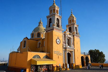 Cholula Private Tour Pyramid Churches and Food with Architect