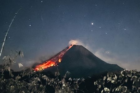 Mount Merapi Lava View Tour: Hiking or Non-Hiking