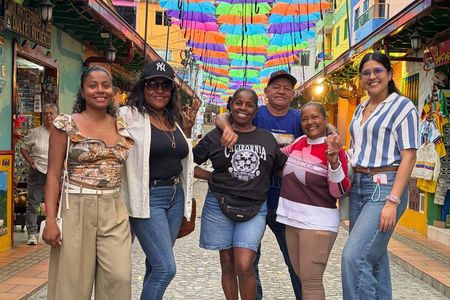 Full day in Guatapé with breakfast and lunch