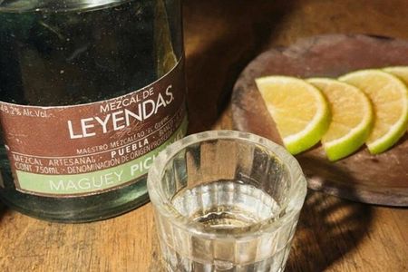 Mezcal Tasting in Roma Norte: 3 Bars, 5 Agaves & a Cocktail demo
