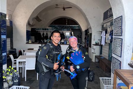 Discover Sorrento Underwater: 3 - Hour PADI Afternoon Try Dive
