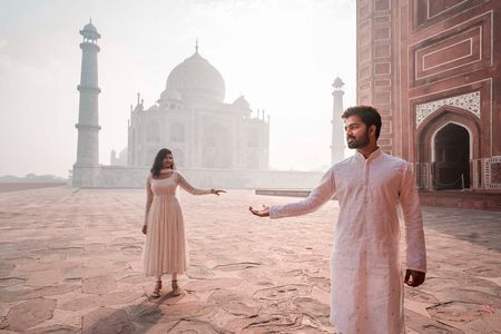 Private Taj Mahal,Agra Fort Day Trip From Delhi with 5-Star Lunch