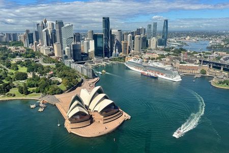 PRIVATE 35 minute Luxury Sydney Harbour Scenic Flight