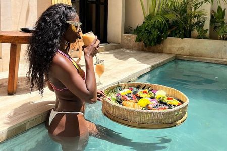 Private Floating Breakfast Chef Experience in Tulum