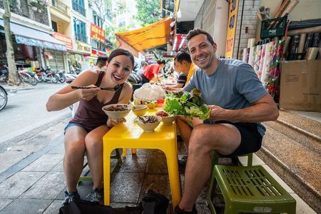 Hanoi City Tour Full Day Ho Chi Minh Mausoleum and Train Street