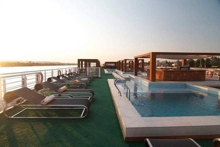 3 Nights Nile Cruise Aswan to Luxor including Tours and Eclipse