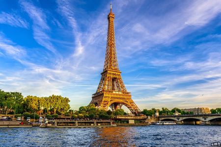 Paris 15+ Highlights: Eiffel Tower, Notre-Dame & Louvre