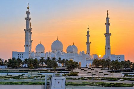 Sheikh Zayed Grand Mosque Abu Dhabi Private Tour From Dubai
