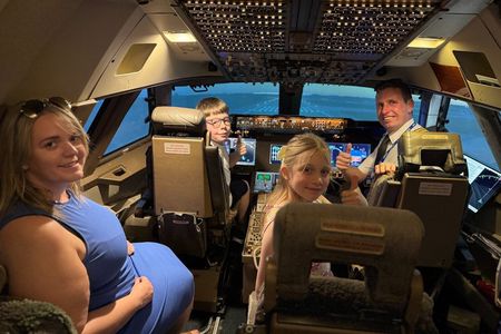 Fly a real Boeing 747 flight simulator