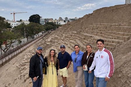 Discover the Interior of Huaca Pucllana + City Tour and Catacombs