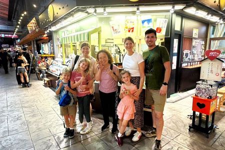 Kanazawa: 2-Hour Private Tour of Omicho Market with Tastings