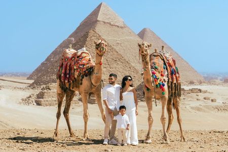 Giza Pyramids Photoshoot: Sphinx, Panoramic Spot, Horses & Camels