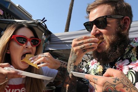 Guadalajara Street Food Tour: Tacos, Pulque and Local Cantina