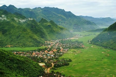 Mai Chau Valley 1-Day Escape from Hanoi Old Quarter